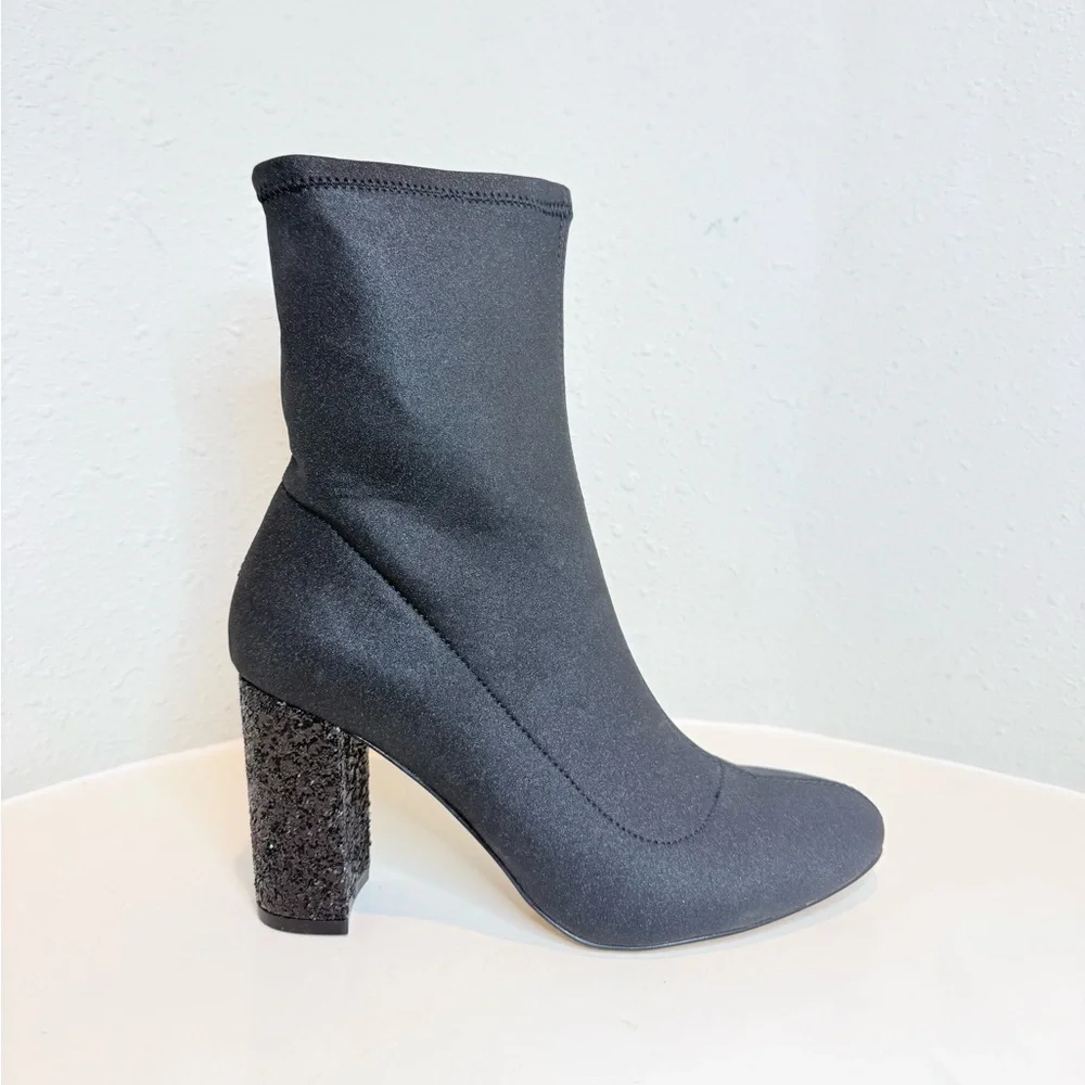 Badgley Mischka Jovanna Embellished Glittery Blok Heel Black Bootie Size 7.5 NWT
